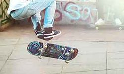 skateboarder-2373728_1920_300x200